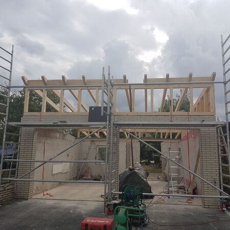 Holzkonstruktion im Dachbau